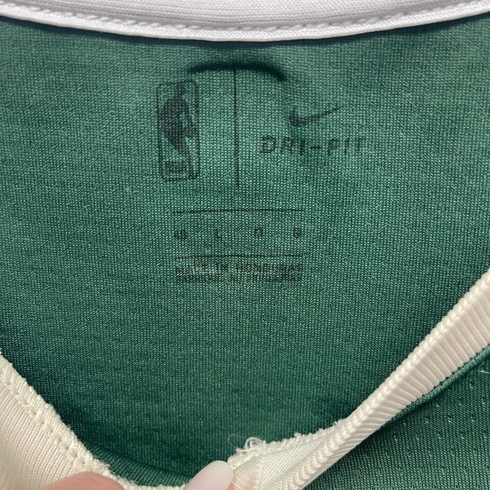 Nike NBA Antetokounmpo Milwaukee Bucks Dri-FIT Icon Edition Jersey